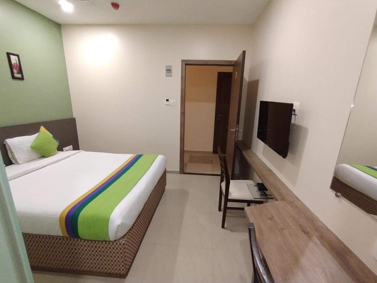 Hotel Ocean Suites Bombaj Zewnętrze zdjęcie
