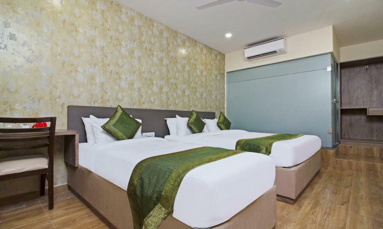 Hotel Ocean Suites Bombaj Zewnętrze zdjęcie