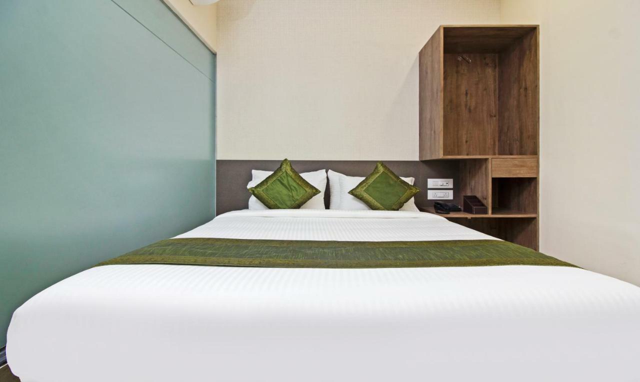 Hotel Ocean Suites Bombaj Zewnętrze zdjęcie