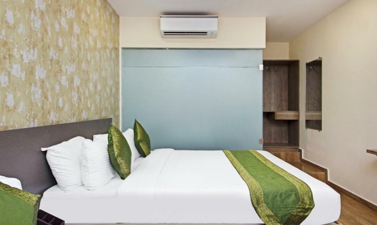 Hotel Ocean Suites Bombaj Zewnętrze zdjęcie