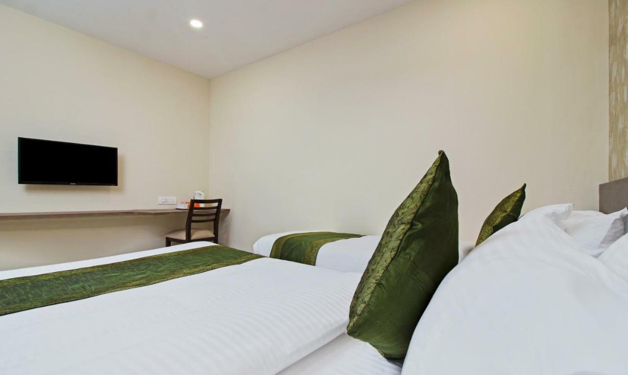 Hotel Ocean Suites Bombaj Zewnętrze zdjęcie