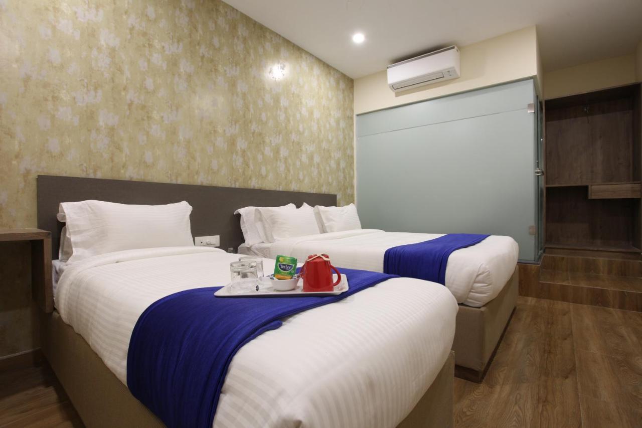 Hotel Ocean Suites Bombaj Zewnętrze zdjęcie
