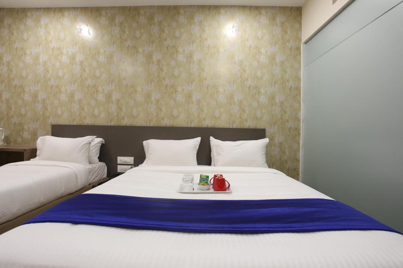 Hotel Ocean Suites Bombaj Zewnętrze zdjęcie